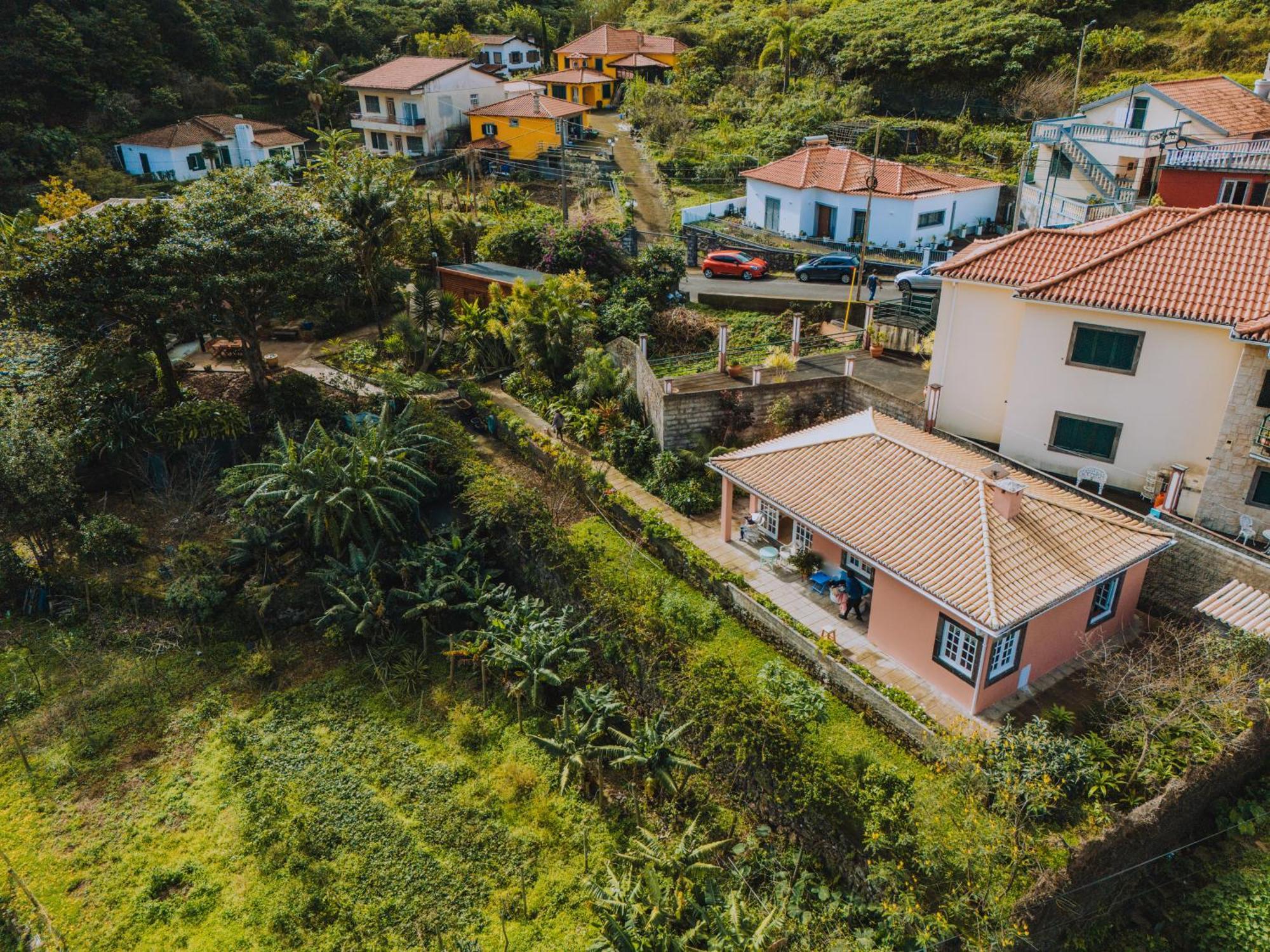 Madeira Surf Lodge Sao Vicente  Exterior photo